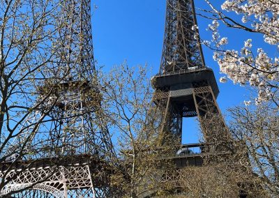 La Tour Eiffel a eu un bébé